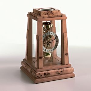 Art. 333/2, Reloj de mesa hecha de lamo y haya con esfera de plata