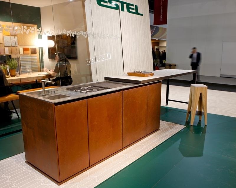 Compact In&Outdoor, Monobloque con cocina y mesa deslizante