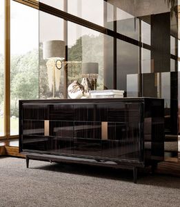 Miracle Art. MH 605, C�moda de madera, acabado �bano o lacado.