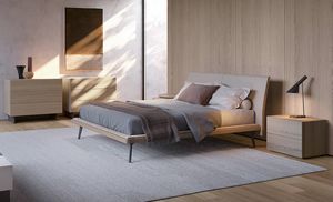 Khloe, Cama de l�neas delicadas pero claras. con cabecera acolchada