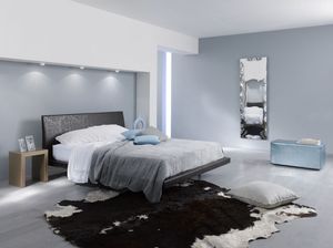 Zoe, Cama de cuero, con lneas limpias, ideal para dormitorios modernos