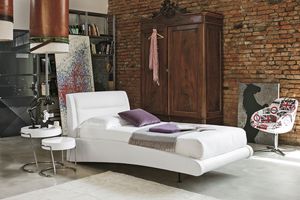 STROMBOLI SB439, Cama individual con cabecera tapizada, efecto de pleno vuelo flotante