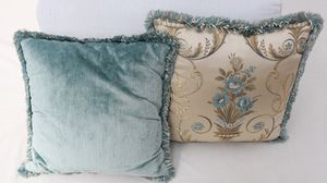 Cojines, Cojines decorativos para sof�s y sillones de estilo cl�sico.