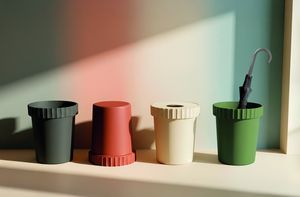 Raffles System, Sistema modular y vers�til: macetero, papelera, parag�ero, taburete y mesa