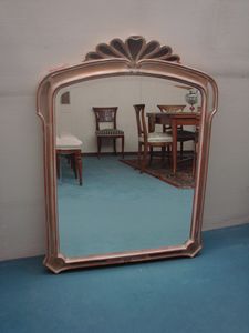 Art. 158, Espejo con marco decorado por artesanos