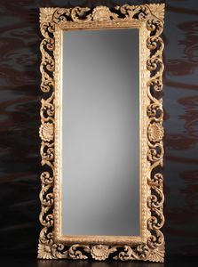 Art. 19560, Espejo de madera tallada de lujo clsico
