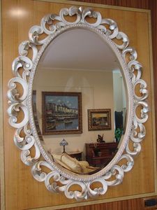 Art. 76/O, Espejo oval de la casa, clásico estilo, marco tallado