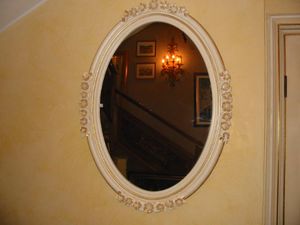 Art.818, Espejo ovalado de estilo tradicional
