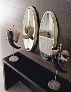 Noris 229, Espejo ovalado con marco de madera