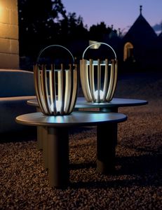 DREAM, L�mpara LED de exterior, en teca y aluminio.