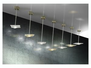 Alaska ceiling lamp, Lámparas modulares suspendidos con estructura metálica