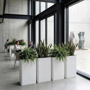 Maxi Planters, Maceta con contenedor interno extra�ble