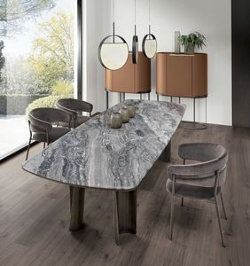 Ulisse mesa, Mesa con patas de acero curvadas en espiral.