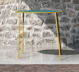 Bicro Table, Mesa al aire libre, apilable, en acero