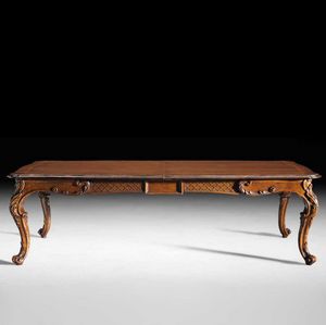 Art. 813 mesa, Mesa extensible con patas talladas, estilo barroco tardo