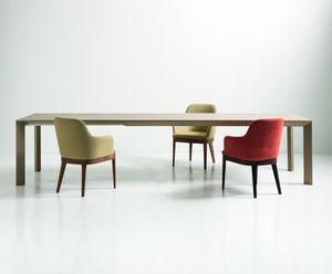 DEX mesa, Mesa extensible en roble con patas triangulares