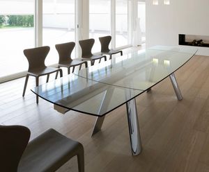 INFINITY, Mesa extensible con elegancia atemporal