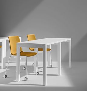 CAMPUS STUDIO, Colección de mesas modulares y personalizables