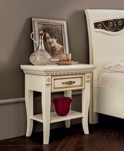 Art. 71BO02CD, Mesita de noche de estilo cl�sico, en madera con caj�n.