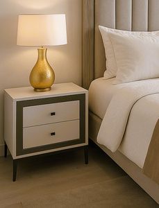 Art. 4005, Mesa de noche de madera, con un dise�o contempor�neo