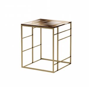 Matrix Mesa auxiliar, Mesa en metal de bronce y vidrio