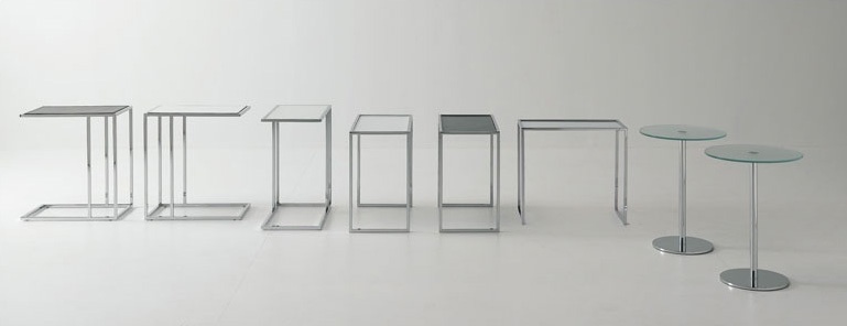 Small tables metal-glass, Mesa de café, en acero y vidrio, para el área de conversación
