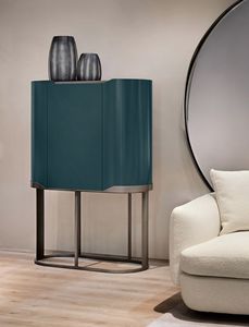 Oasi cabinet, Mueble de sal�n con estantes internos de cristal.