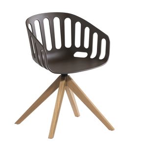 Basket Chair PL, Silla con base giratoria en roble