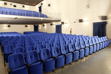 Simplex 1, Sillón modular tapizado para salas de cine