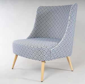 BS504A - Silln, Silln con asiento ancho.