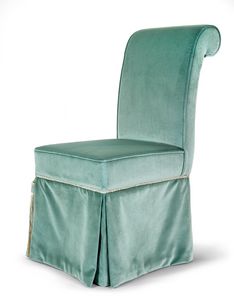 Silla 25-1063, Silla con tapizado de terciopelo y fald�n.