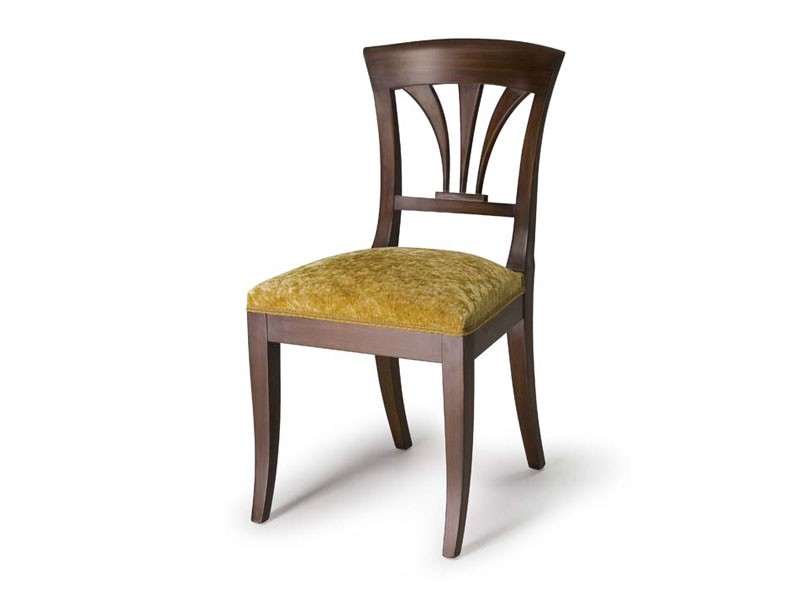 Art.133 chair, Silla con respaldo de madera, de estilo clásico