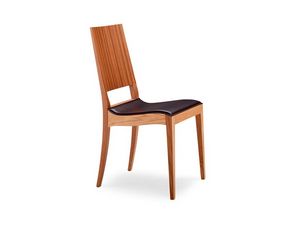 BETTY/Z, Silla de madera con asiento cubierto de cuero