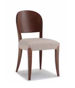 Squero, Silla de madera con asiento acolchado.
