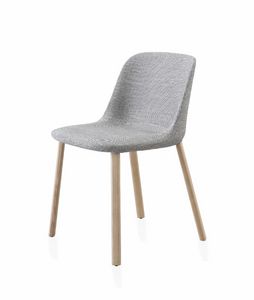 Esse silla, Silla acolchada con patas de madera