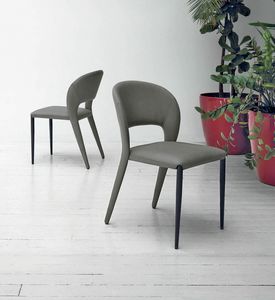 FUSION SE623, Silla con patas traseras acampanadas y tapizadas