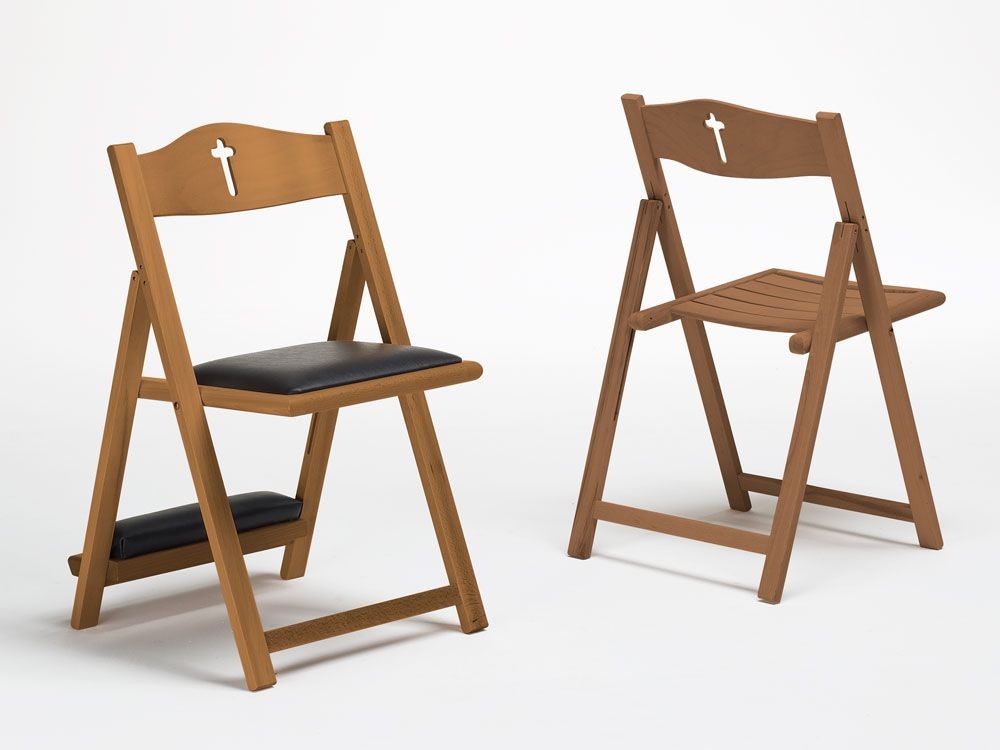 Silla plegable con reclinatorio para las iglesias | IDFdesign Silla plegable con reclinatorio para las iglesias | IDFdesign