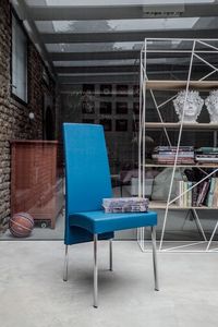 CHARONNE, Silla de comedor moderno con respaldo alto, para el restaurante