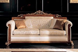 1752, 3 plazas sof, en madera maciza de haya, asiento y respaldo tapizados, para ambientes de estilo clsico