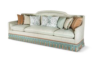Sof� 25-1042, Sof� de estilo cl�sico totalmente acolchado, con flecos decorativos.