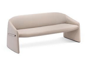 Majorette Sofa, Sof� de tres plazas tapizado y revestido con reposabrazos