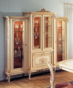 Art. L-788, Lacado Vitrina de madera con 4 puertas y 1 plano central, para ambientes de estilo clsico