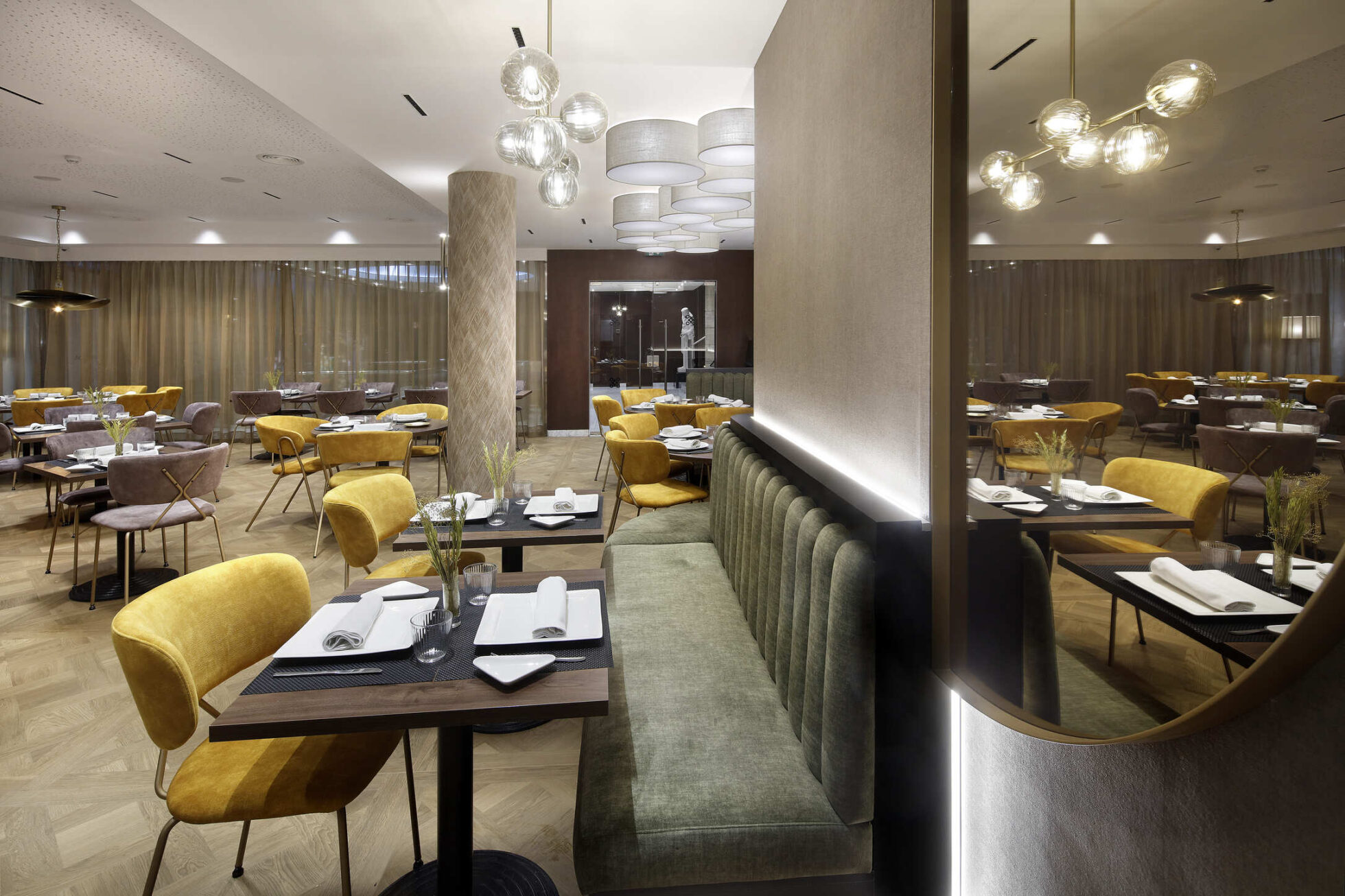 Caf� Lugano Hotel HCC ST Moritz - Barcelona, Espa�a