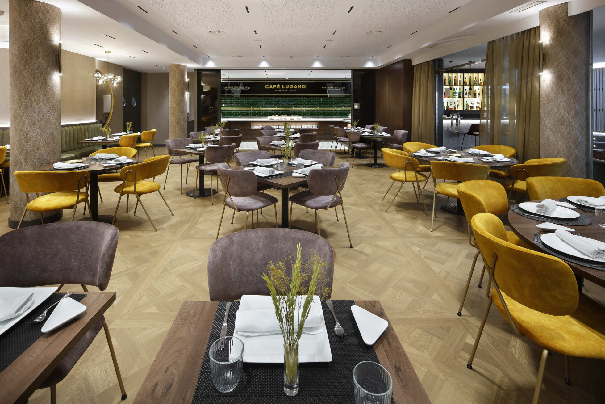 Caf� Lugano Hotel HCC ST Moritz - Barcelona, Espa�a