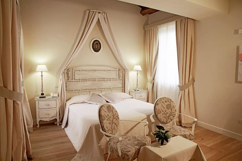 Hotel 100 Torri