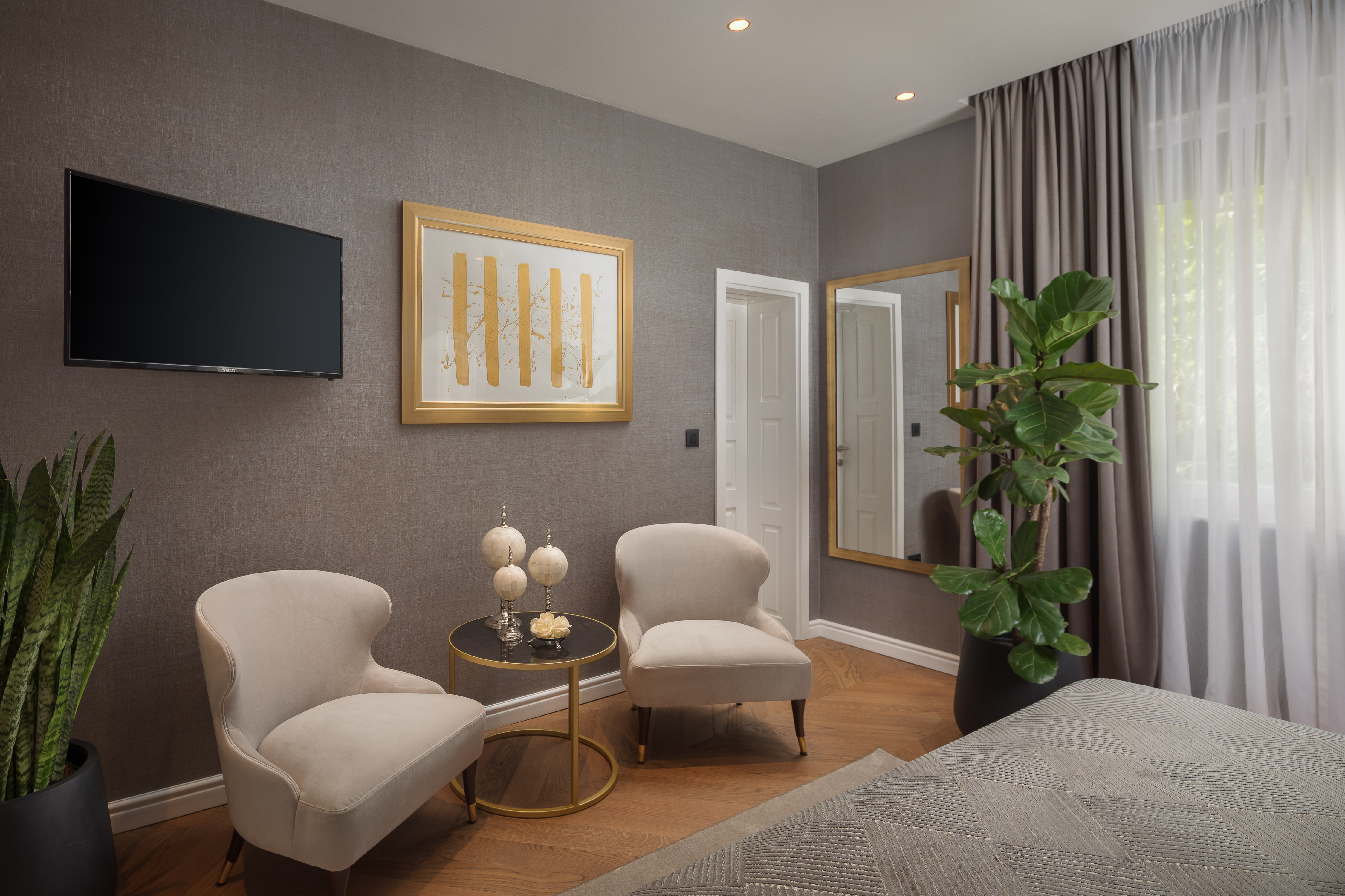 Five elements luxury rooms enSplit