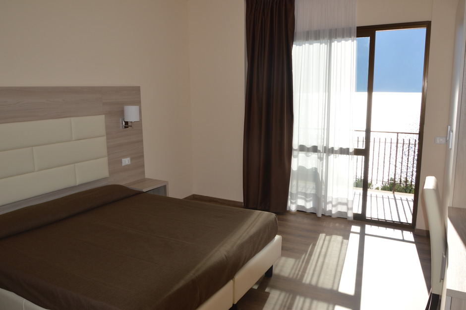 Hotel en el lago de Garda