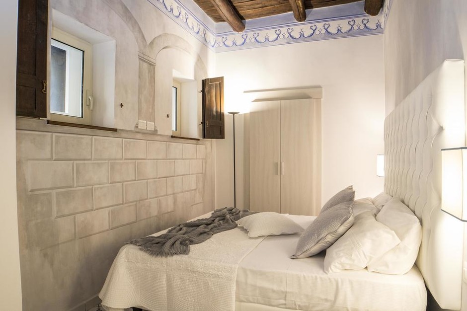 Muebles para habitaciones de hotel en N�poles, Italia