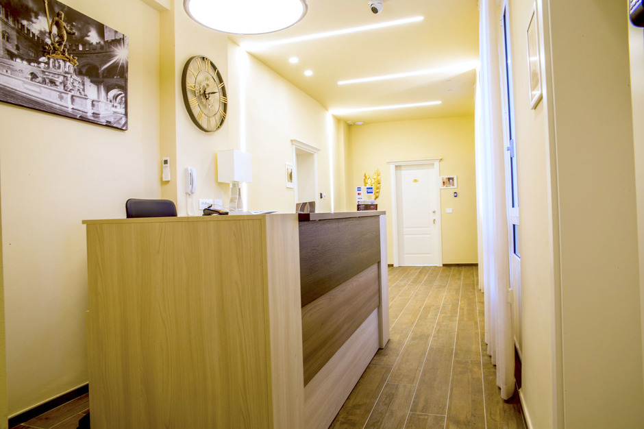 Recepci�n del B&B Bolonia