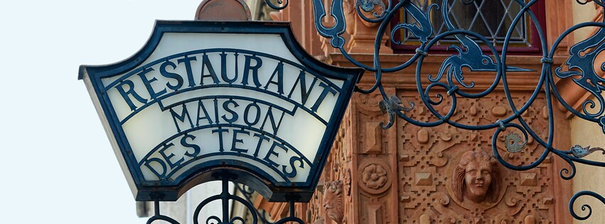 La maison des tetes